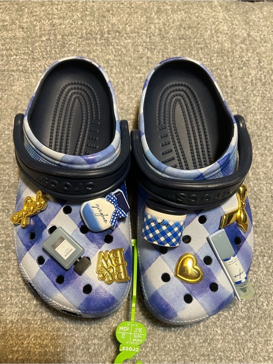 CROCS Shoes - Bath & Body Works Crocs